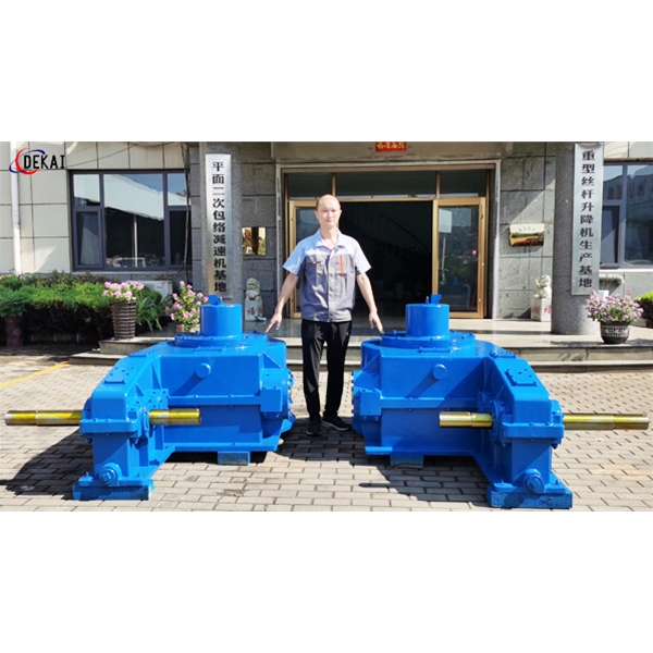 A500鋼廠(chǎng)軋機(jī)壓下減速機(jī)
